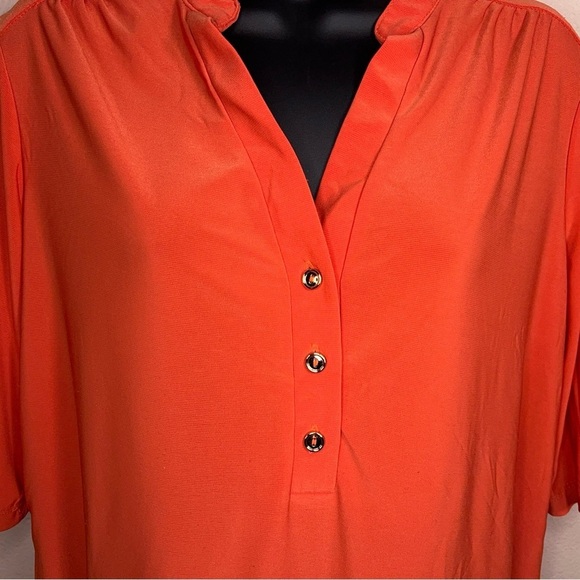 XL CORAL ORANGE STRETCH BLOUSE TOP GOLD ACCENT HALF SLEEVE STRETCH VNECK - Picture 5 of 13